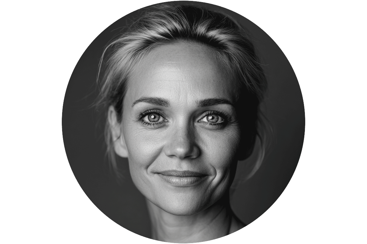 Schwarzweiß-Porträt einer Frau als Testimonial-Bild für Referenzen und Kundenstimmen bei Von Vits.